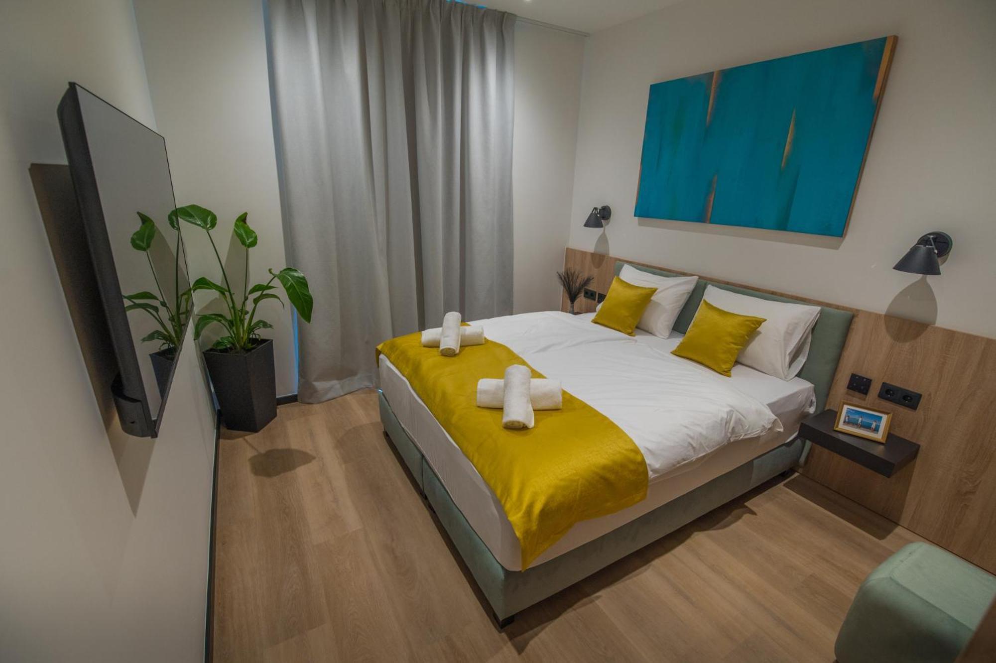 Bj81 Suite Hotel Siófok Extérieur photo